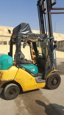 كلارك كوماتسو 2,5 طن