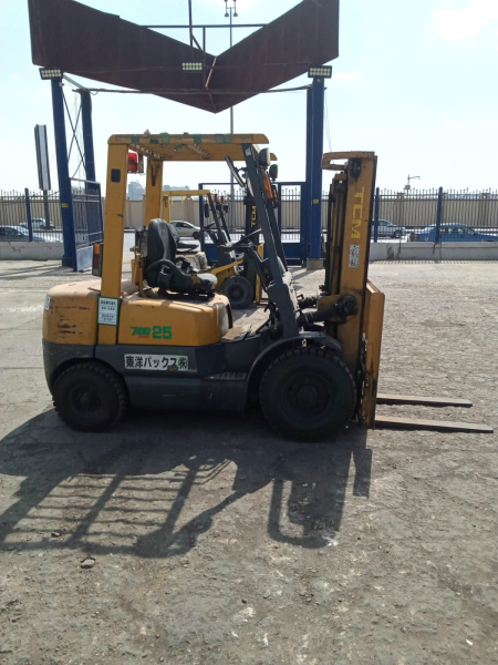 كلارك تى سى ام حموله 2.5 طن