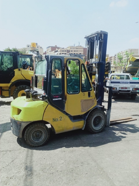 كلارك كوماتسو 3 طن