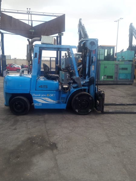 كلارك تى سى ام حموله 4.5 طن