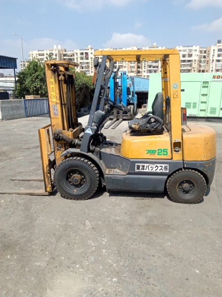 كلارك تى سى ام حموله 2.5 طن