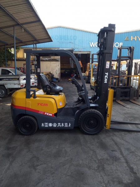 كلارك تى سى ام حموله 2.5 طن