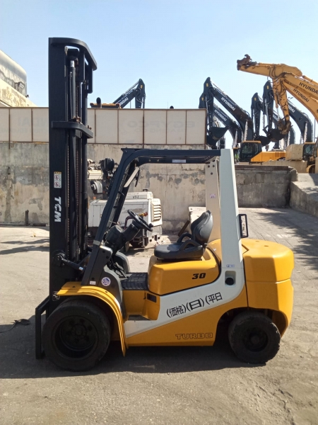 كلارك 3 طن تى سى ام