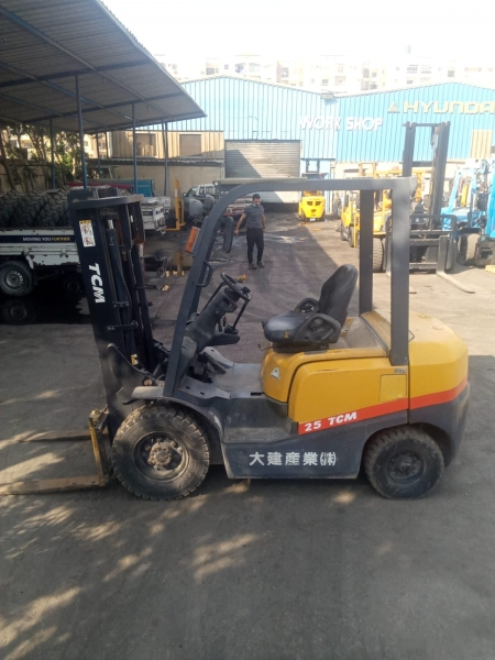 كلارك تى سى ام حموله 2.5 طن