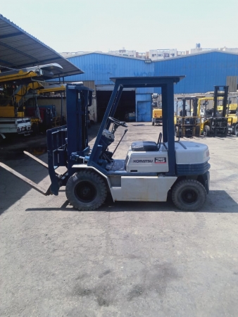 كلارك كوماتسو حموله 2 طن