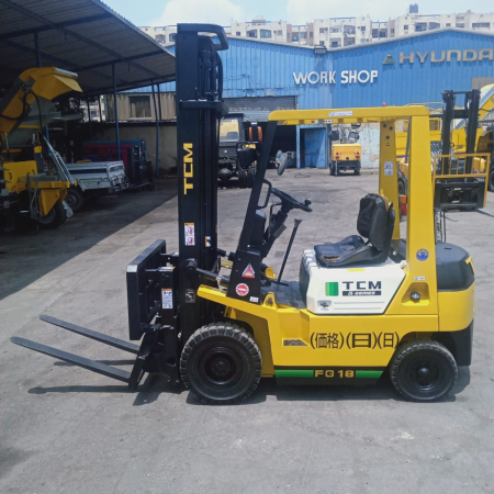 كلارك تى سى ام حمولة 1.8 طن