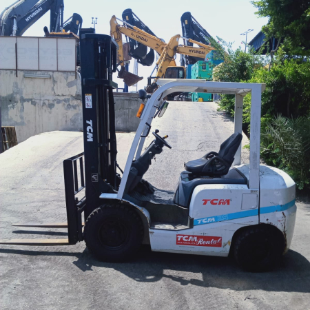 كلارك تى سى ام حموله 2.5 طن