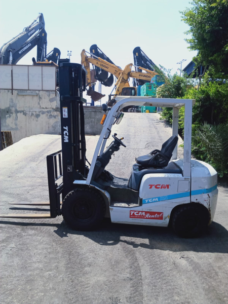 كلارك تى سى ام حموله 2.5 طن