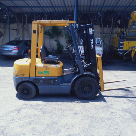 كلارك تى سى ام حموله 2.5 طن