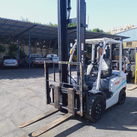 كلارك تى سى ام حمولة 3 طن