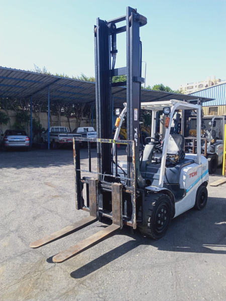 كلارك تى سى ام حمولة 3 طن