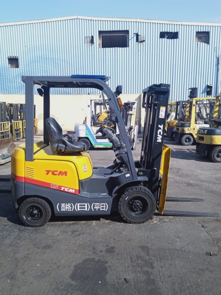 كلارك تى سى ام حمولة 1.5 طن