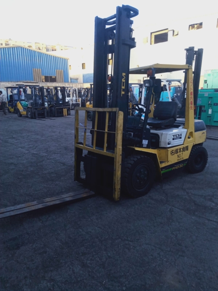 كلارك تى سى ام حمولة 3 طن