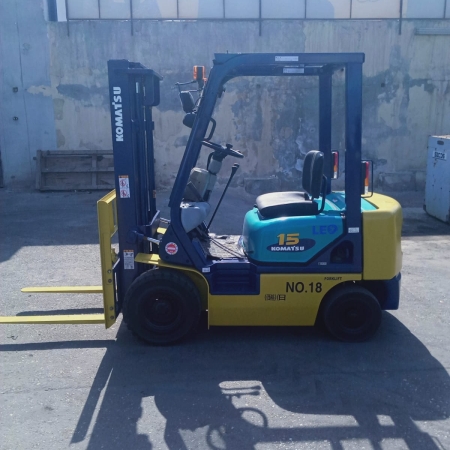 كلارك كوماتسو حمولة 1.5 طن