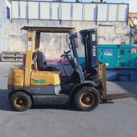 كلارك تى سى ام حمولة 2 طن