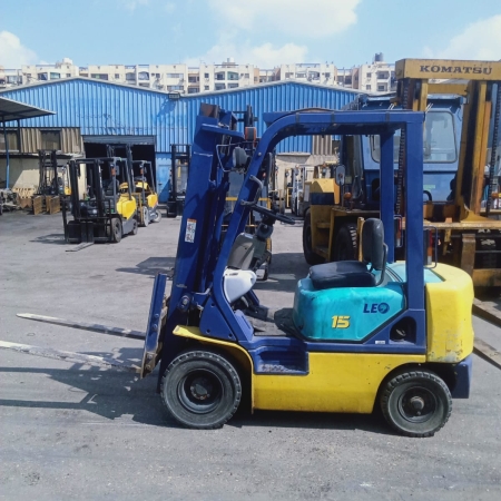 كلارك كوماتسو حمولة 1.5 طن