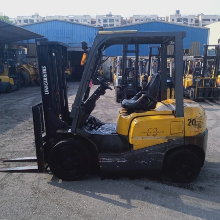 كلارك تى سى ام حمولة 2 طن