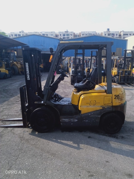 كلارك تى سى ام حمولة 2 طن