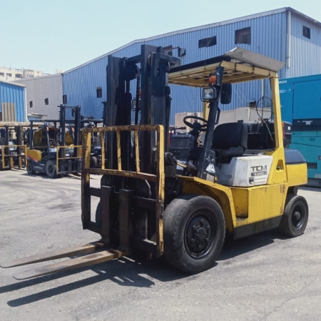 كلارك تى سى ام حمولة 4 طن