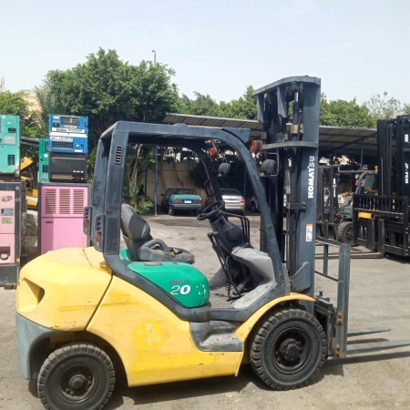 كلارك كوماتسو حمولة 2 طن