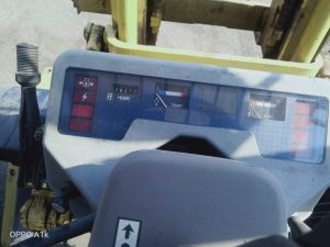 كلارك كوماتسو 