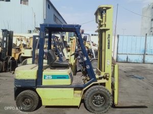 كلارك كوماتسو