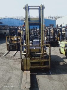 كلارك كوماتسو 