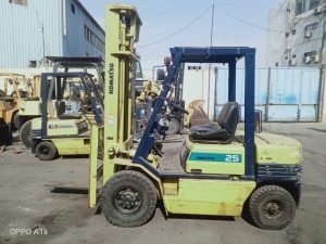 كلارك كوماتسو