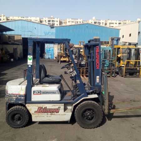 كلارك كوماتسو