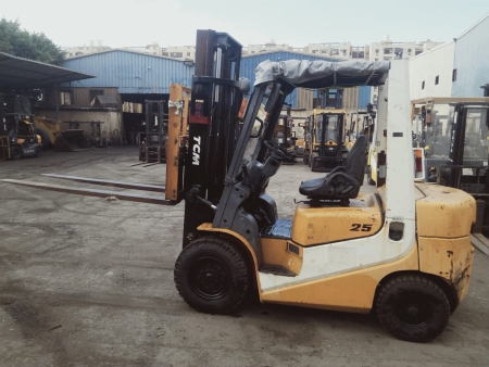 كلارك تي سي ام حموله2.5طن