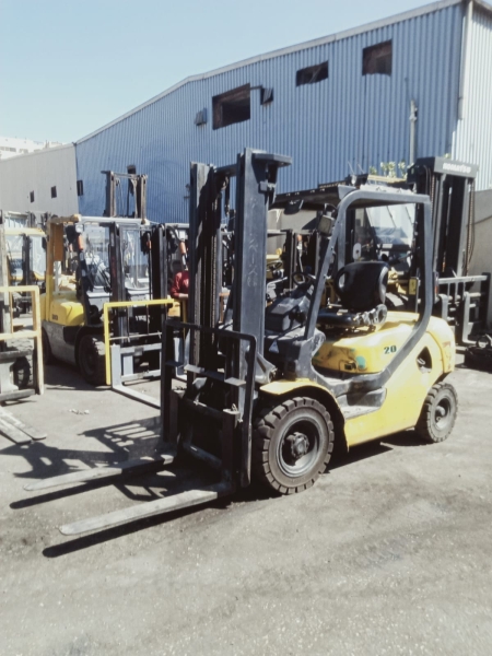 كلارك كوماتسو - حموله2طن